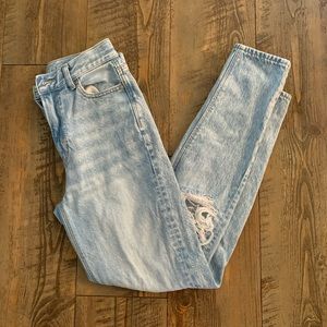 American Eagle Mom Jeans